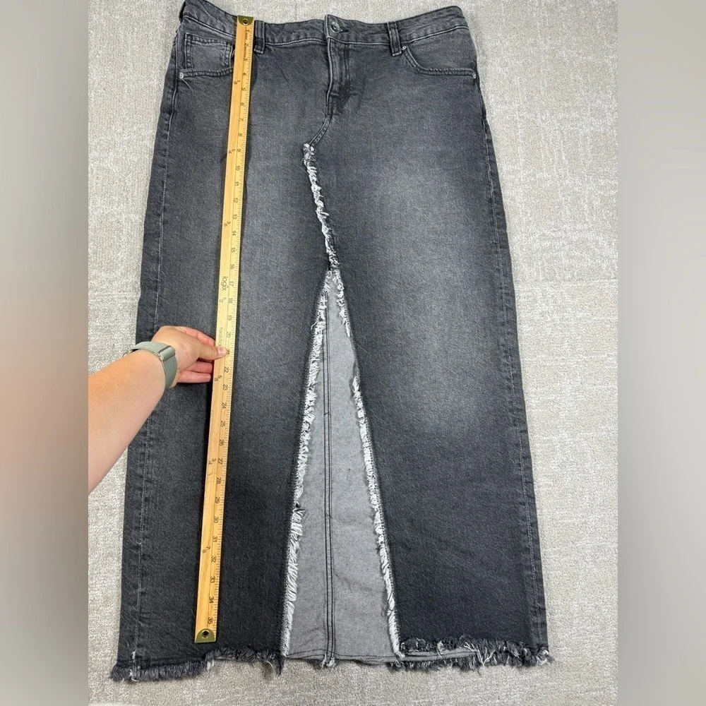 H&M Divded Black Wash V-Front Denim Boho Maxi Midi Skirt Womens Size 12